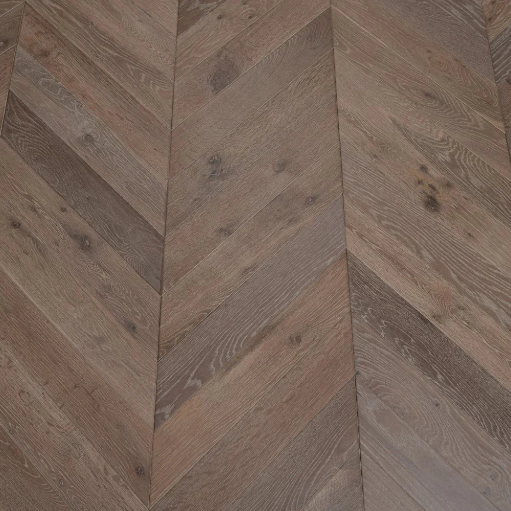 Engineered Chevron 14/3x90x510, Smoked Grey Rustic
